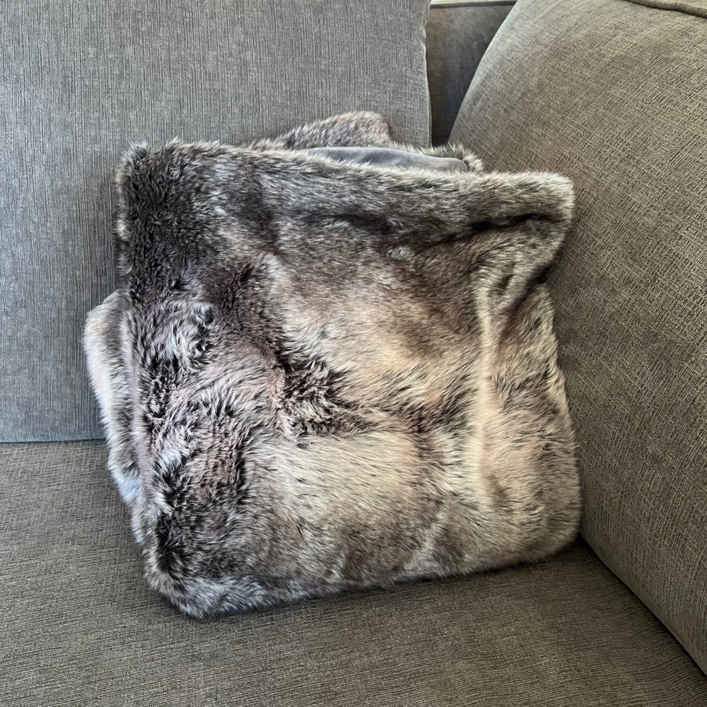 Frontgate Faux Fur Bed Runner Grey Brown Plush Luxury Throw 2ftx7ft